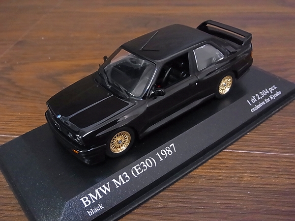 実際に弊社で買取させて頂いたMINICHAMPS BMW M3 1987/メルセデスベンツCLKDTM2002 1/43/3点の画像 1枚目