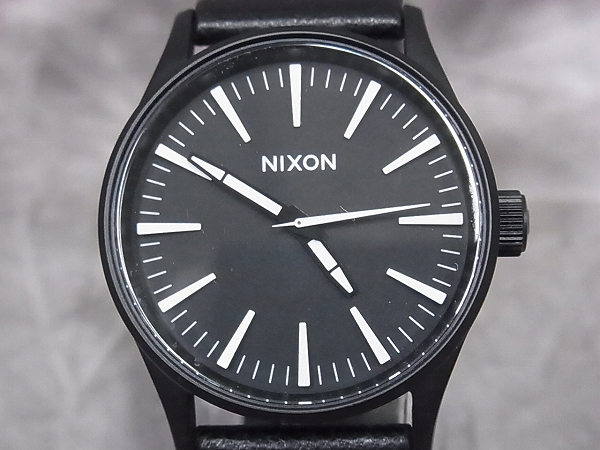 実際に弊社で買取させて頂いたNIXON/ニクソン THE SENTRY 38 レザーベルト アナログ/ブラックの画像 1枚目