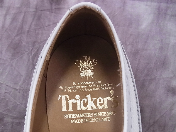 実際に弊社で買取させて頂いたTricker's/トリッカーズ ウィングチップシューズ 白 m5164/8.5の画像 7枚目