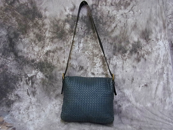 実際に弊社で買取させて頂いたBOTTEGA VENETA/ボッテガ イントレ ショルダーバッグ V7781の画像 2枚目