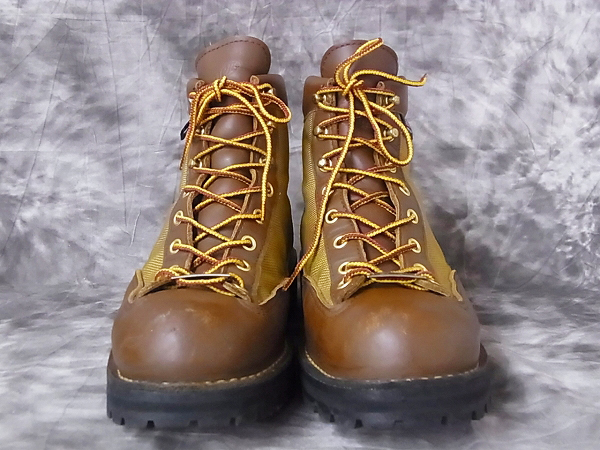 実際に弊社で買取させて頂いたDANNER/ダナー ダナーライト 3 ゴアテックス ブーツ 33234/US8の画像 1枚目