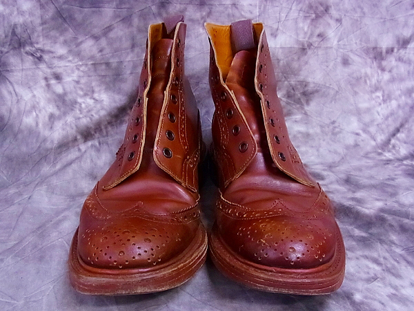 実際に弊社で買取させて頂いたTRICKER'S/トリッカーズ ウイングチップシューズ M2508/UK8.5の画像 1枚目