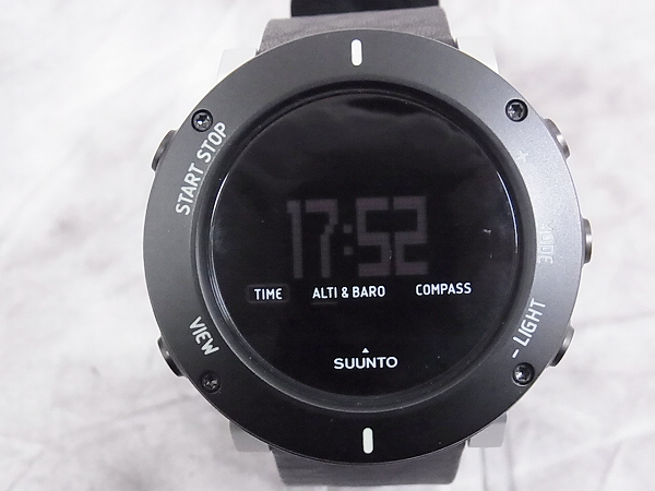 実際に弊社で買取させて頂いたSUUNTO/スント CORE/コア ULTIMATE BLACK 腕時計/SS021371000の画像 1枚目