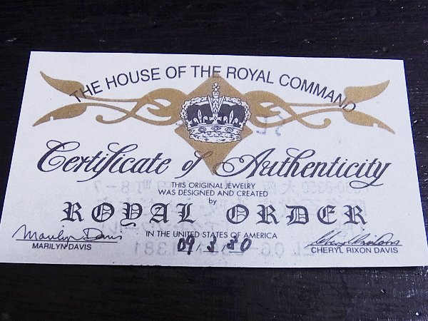 実際に弊社で買取させて頂いた【ギャラ】ROYAL ORDER/ロイヤルオーダー クラウンフープピアスの画像 6枚目