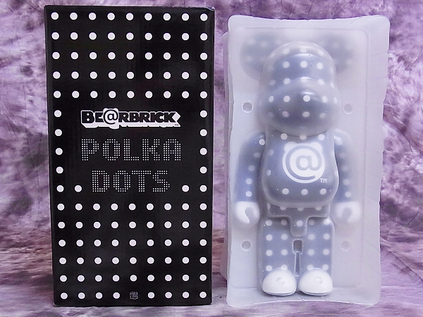 実際に弊社で買取させて頂いたBE@RBRICK/ベアブリック POLKA DOT/ポルカ ドット 水玉柄 400%の画像 7枚目