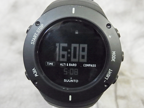 実際に弊社で買取させて頂いたSUUNTO/スント CORE ULTIMATE/アルティメット SS021371000の画像 1枚目