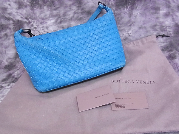 実際に弊社で買取させて頂いたBOTTEGA VENETA/ボッテガ イントレチャート ハンドバッグ/青の画像 9枚目