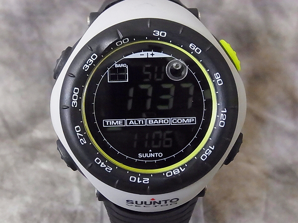 実際に弊社で買取させて頂いたSUUNTO/スント VECTOR/ベクター 日本限定モデル 腕時計の画像 1枚目