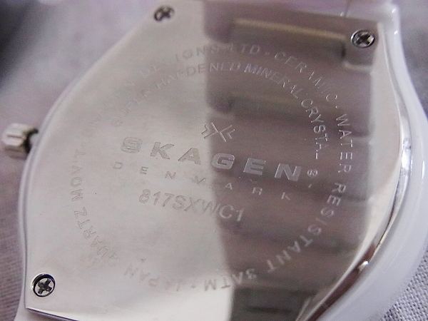 実際に弊社で買取させて頂いたSKAGEN/スカーゲン セラミック 腕時計 ホワイト 817SXWC1の画像 5枚目