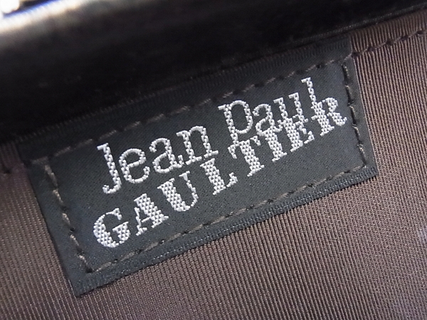 実際に弊社で買取させて頂いたJEAN PAUL GAULTIER Vサイバートランク ショルダーバッグの画像 5枚目