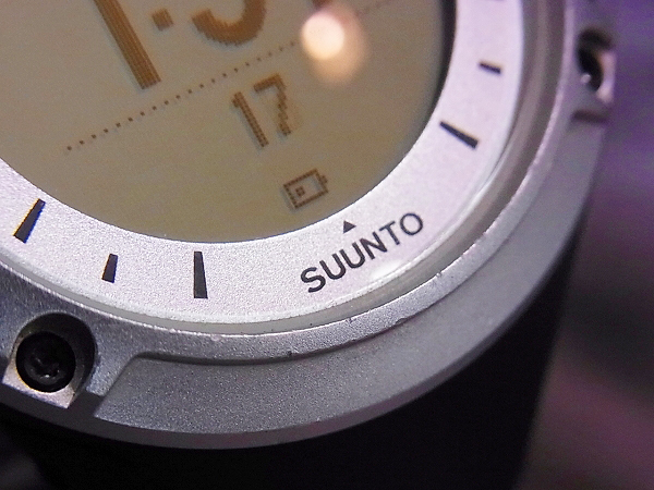 実際に弊社で買取させて頂いたSUUNTO/スント AMBIT/アンビット SS018372000 腕時計 シルバーの画像 6枚目