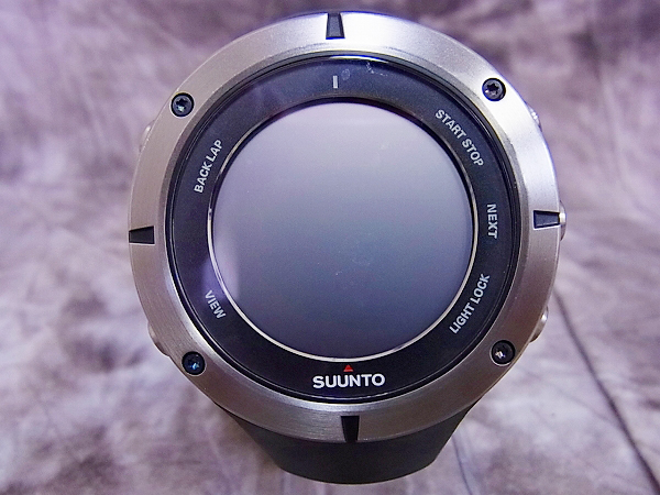 実際に弊社で買取させて頂いたSUUNTO/スント AMBIT2/アンビット2 GPS内蔵 腕時計 SS019651000の画像 1枚目