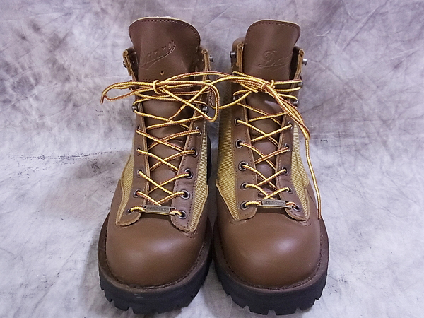 実際に弊社で買取させて頂いたDanner/ダナー LIGHT 3/33220 ゴアテックスの画像 1枚目