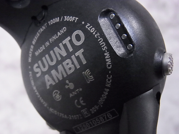 実際に弊社で買取させて頂いたSUUNTO/スント AMBIT/アンビット 腕時計 ブラック×シルバーの画像 4枚目