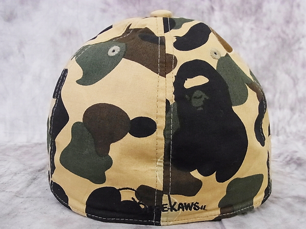 実際に弊社で買取させて頂いたA BATHING APE×KAWS/アベイシングエイプ×カウズ キャップ/Mの画像 3枚目