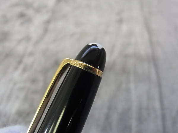 実際に弊社で買取させて頂いたMONTBLANC/モンブラン マイスターシュテュック ボールペン 黒金の画像 5枚目