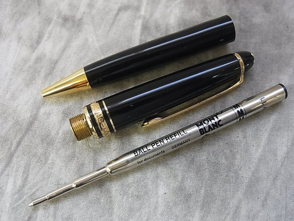 実際に弊社で買取させて頂いたMONTBLANC/モンブラン マイスターシュテュック ボールペン 黒金の画像 8枚目