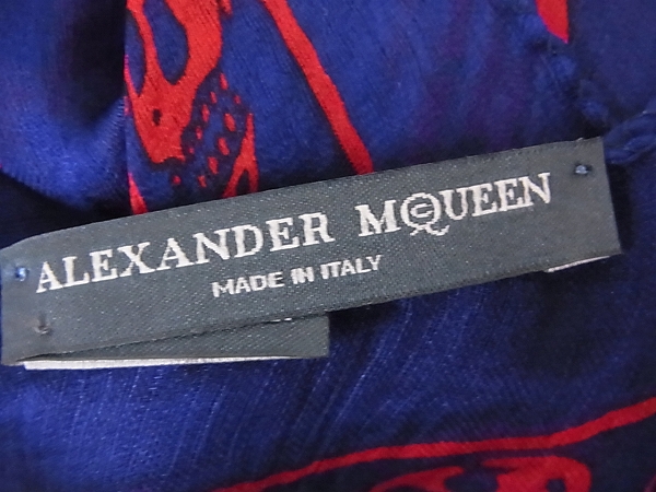 実際に弊社で買取させて頂いたALEXANDER MQUEEN/アレキサンダーマックイーン スカルスカーフの画像 1枚目