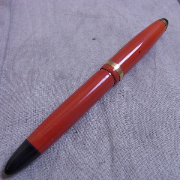 実際に弊社で買取させて頂いたMONTBLANC/モンブラン 204 Coral Red/コーラルレッド Danish 万年筆の画像 1枚目