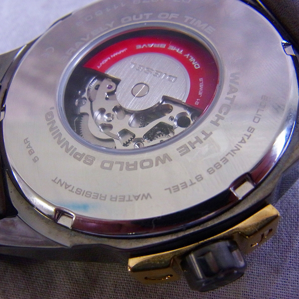 DIESEL/ディーゼル 腕時計 手巻き/自動巻き レザーベルト DZ-4379の