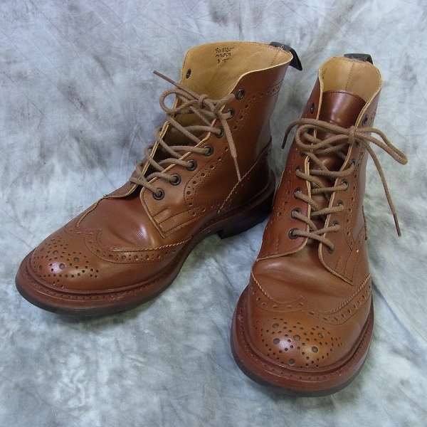 実際に弊社で買取させて頂いたTricker's /トリッカーズ カントリーブーツ ウィングチップ ブラウン/72508/8