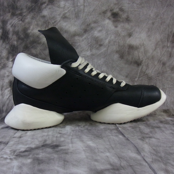 実際に弊社で買取させて頂いたRick Owens×adidas RUNNNER コラボスニーカー 白黒 M17301/26.5の画像 5枚目