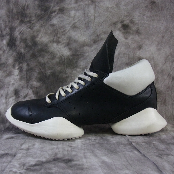 実際に弊社で買取させて頂いたRick Owens×adidas RUNNNER コラボスニーカー 白黒 M17301/26.5の画像 4枚目