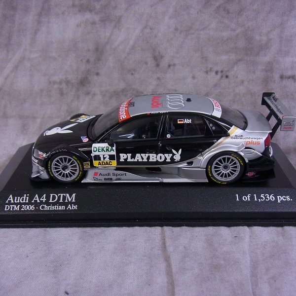 実際に弊社で買取させて頂いたMINICHAMPS/ミニチャンプス 1/43 ミニカー アウディA4 DTM PLAYBOY 3点SETの画像 1枚目