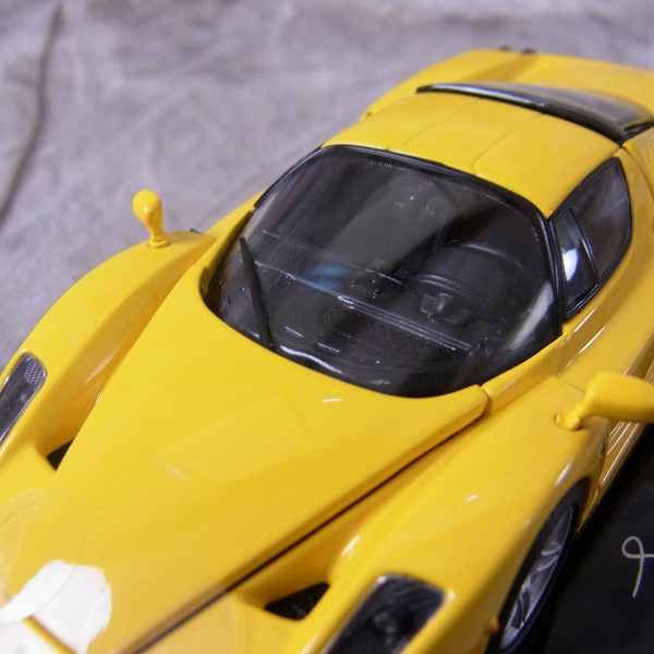 実際に弊社で買取させて頂いたKYOSHO/京商 FERRARI ENZO/エンツォ フェラーリ イエロー ミニカー 1/43の画像 4枚目