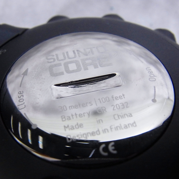 実際に弊社で買取させて頂いたSUUNTO/スント CORE オールブラック アウトドアウォッチ/SS014279010の画像 5枚目