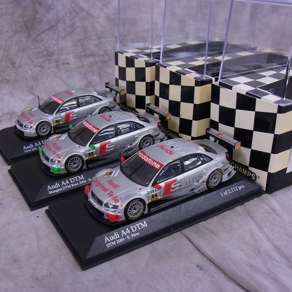 実際に弊社で買取させて頂いたMINICHAMPS/ミニチャンプス 1/43 ミニカー アウディ A4 DTM 3点SETの画像 4枚目