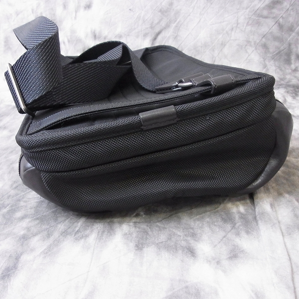 TUMI/トゥミ Monterey Sling 222318HK2 ボディバッグ ブラックの買取