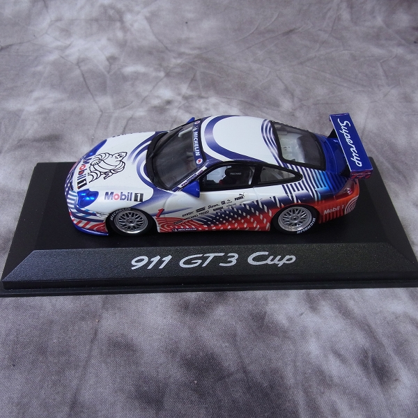 実際に弊社で買取させて頂いたMINICHAMPS/ミニチャンプス ポルシェ ディーラー特注 1/43 911 GT3 cup/911 RS CUP 3点SETの画像 1枚目