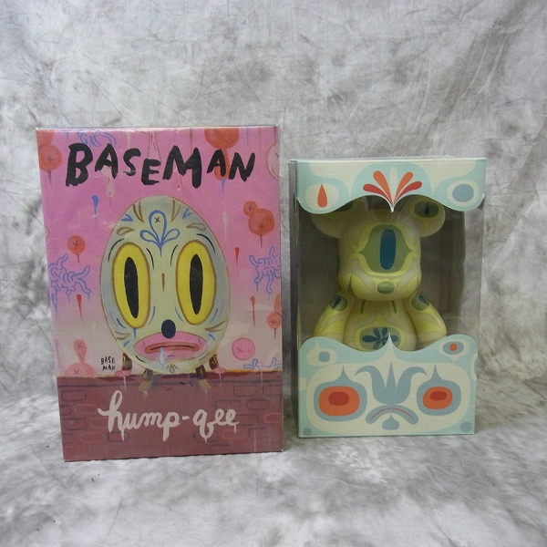 実際に弊社で買取させて頂いたToy2R BASEMAN/Qee BiSKUP hump-Qee フィギュア トイツー 2点SET