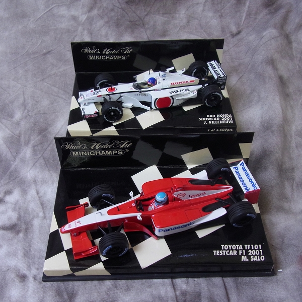 実際に弊社で買取させて頂いたMINICHAMPS/ミニチャンプス 1/43 スケール Toyota TF102/TF101等 4点SETの画像 1枚目