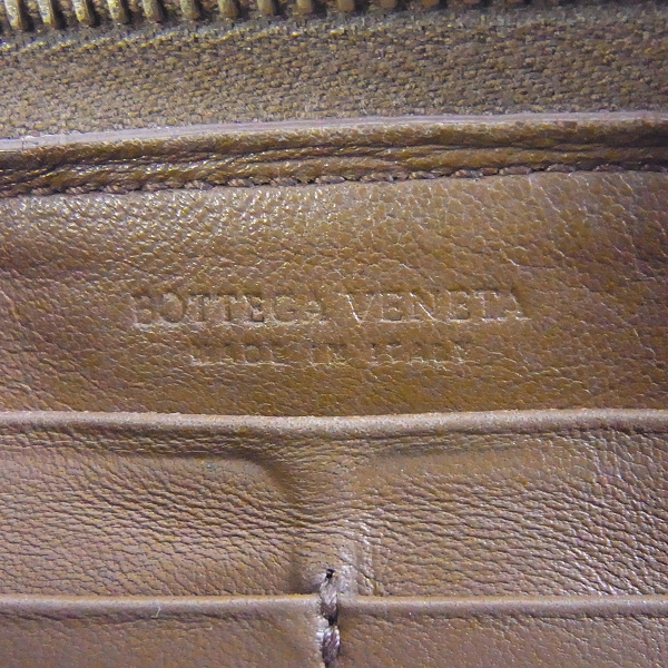 実際に弊社で買取させて頂いたBOTTEGA VENETA/ボッテガヴェネタ イントレチャート ラウンドジップウォレットの画像 5枚目