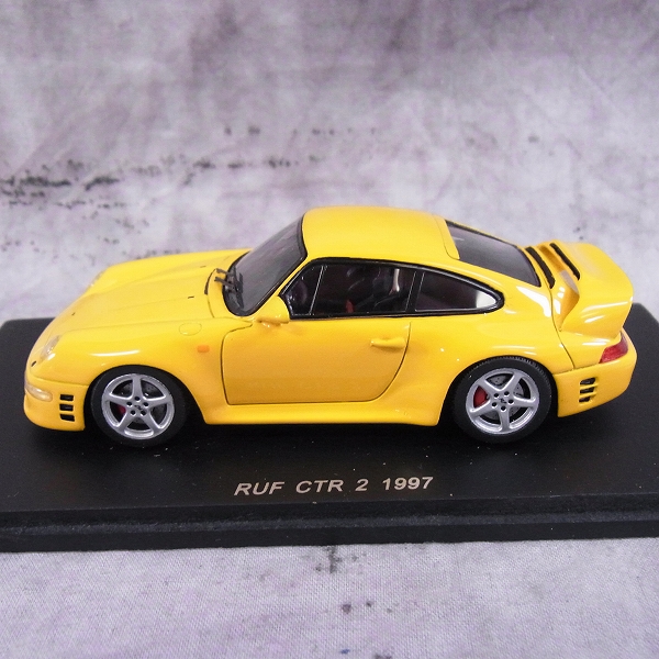 実際に弊社で買取させて頂いたSPARK/スパーク 1/43 ミニカー PORSCHE 997 RUF CTR 2 1997 Jaune S0705の画像 1枚目