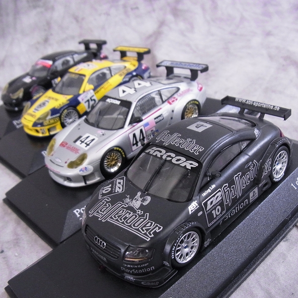 実際に弊社で買取させて頂いたMINICHAMPS/ミニチャンプス 1/43 ミニカー Porsche 911 GT3 RS等/ポルシェ 4点SET