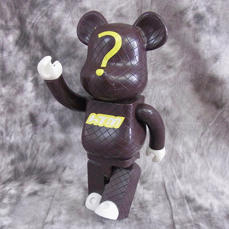 実際に弊社で買取させて頂いたBE@RBRICK/ベアブリック 2002限定 HTM NIKE 400% フィギュア