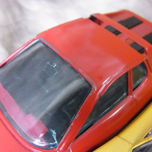 実際に弊社で買取させて頂いたBURAGO/Hot Wheels 1/43  FERRARIF40/F50 等ミニカー ダイキャスト 8点SETの画像 6枚目