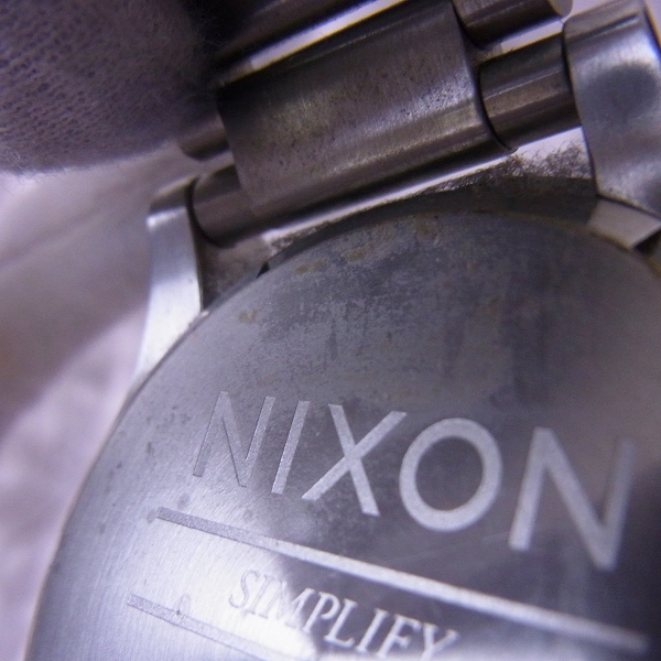 実際に弊社で買取させて頂いたNIXON/ニクソン クォーツ 腕時計 THE 51-30 A057-000【動作未確認】の画像 3枚目