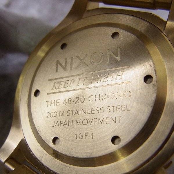 実際に弊社で買取させて頂いたNIXON/ニクソン THE48-20 オールゴールド メタルバンド /A486-502の画像 3枚目