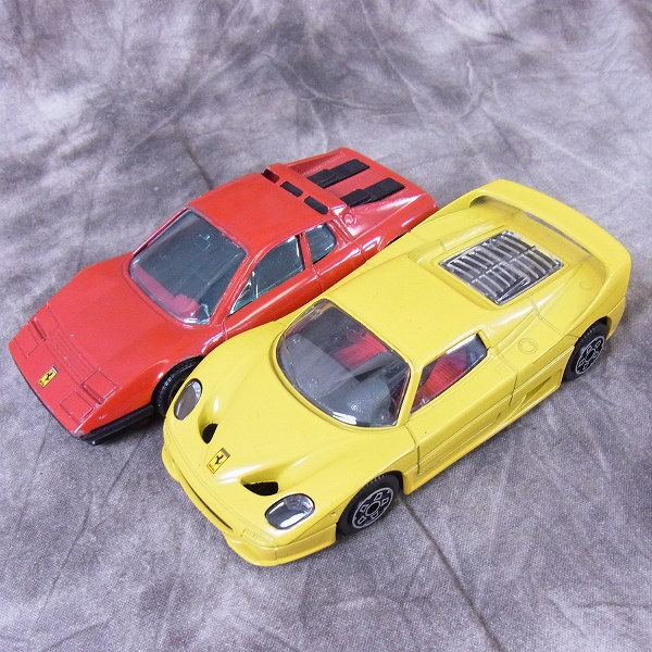 実際に弊社で買取させて頂いたBURAGO/Hot Wheels 1/43  FERRARIF40/F50 等ミニカー ダイキャスト 8点SETの画像 1枚目