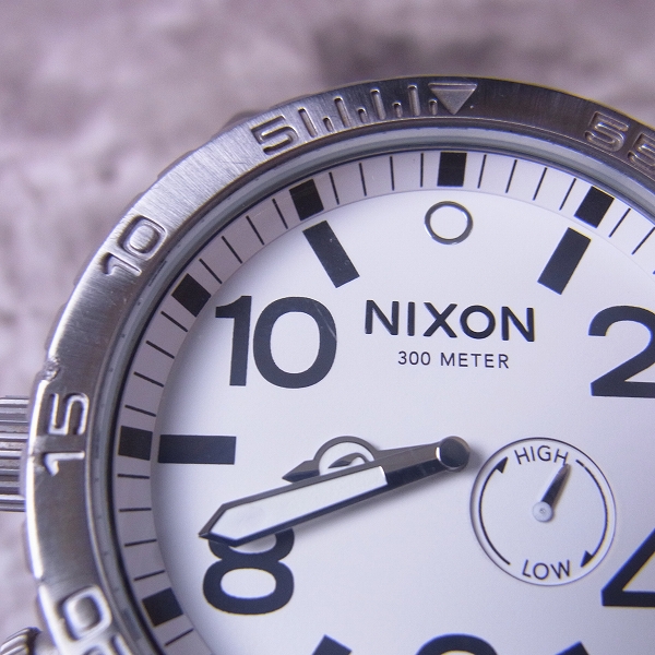 実際に弊社で買取させて頂いたNIXON/ニクソン THE51-30 TIDE A057-100【動作未確認】の画像 4枚目