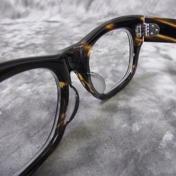 実際に弊社で買取させて頂いたOLIVER PEOPLES/オリバーピープルズ Tycoon/タイクーン 眼鏡フレームの画像 4枚目