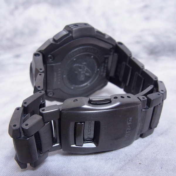 実際に弊社で買取させて頂いたG-SHOCK/ジーショック MR-G クロノグラフ タフソーラー MRG-8000Bの画像 2枚目