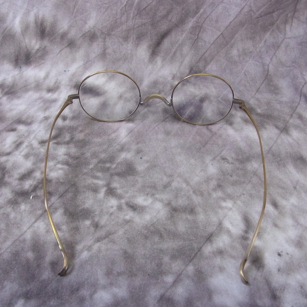 実際に弊社で買取させて頂いた金子眼鏡 井戸多美男作 ラウンド型金属フレーム/めがね アンティークゴールド T461の画像 3枚目