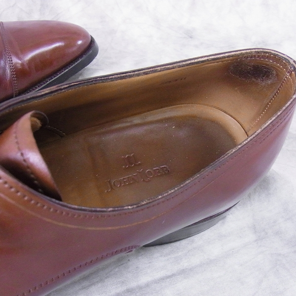 実際に弊社で買取させて頂いたJohn Lobb/ジョンロブ LANGLEY ラングレー キャップトゥ ストレートチップ レザーシューズ/8 1/2 Dの画像 4枚目